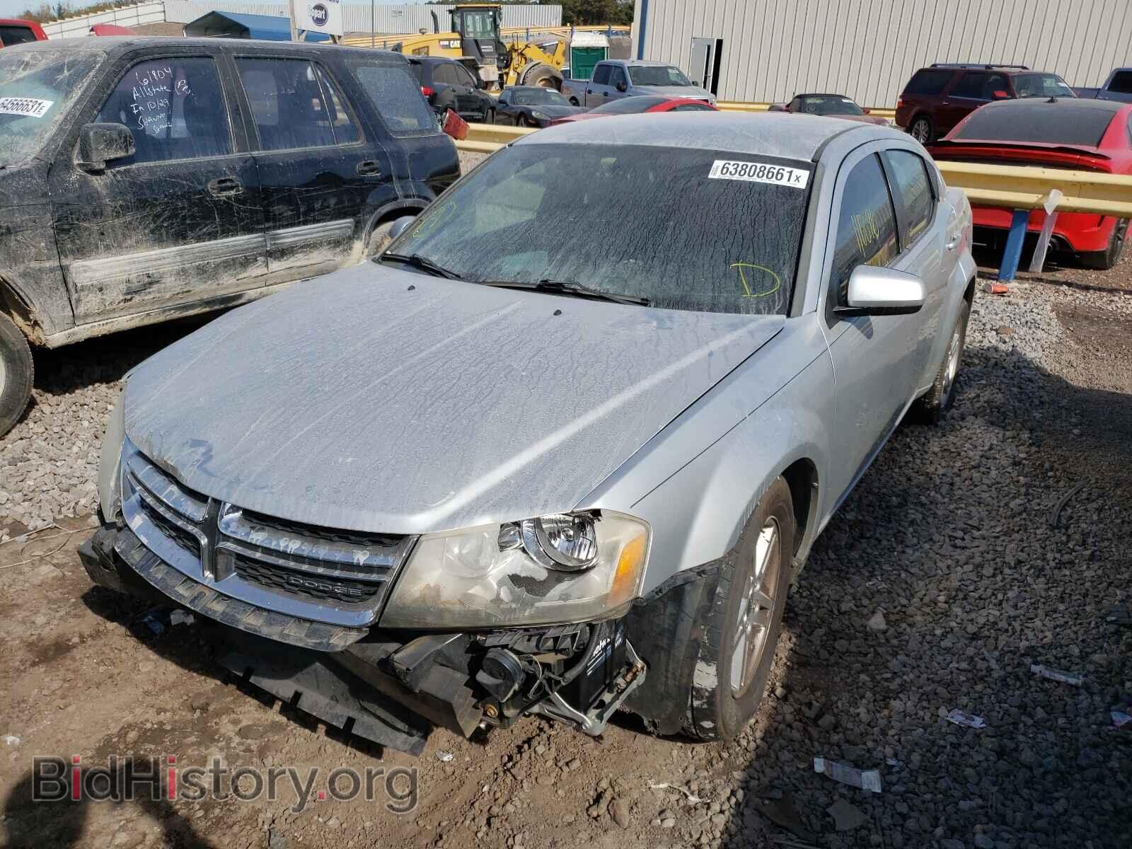 2011 DODGE AVENGER - VIN: 1B3BD1FB3BN526402 - Фото 2