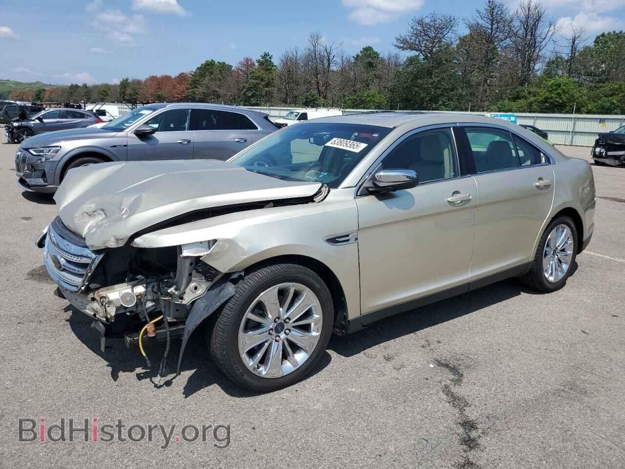 Photo 1FAHP2FW0BG104882 - FORD TAURUS 2011