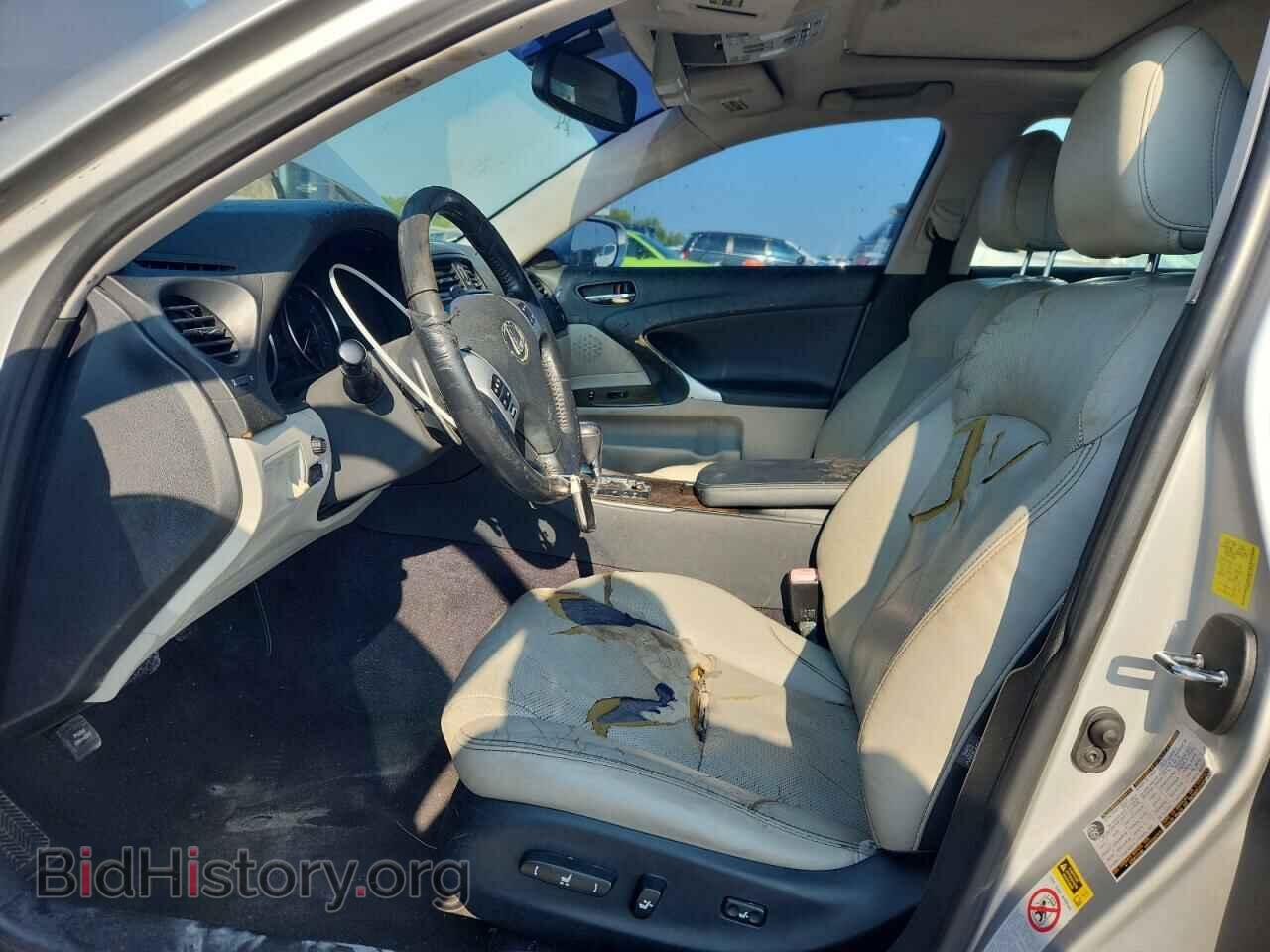 2011 LEXUS IS - VIN: JTHBF5C23B5129131 - Photo 7