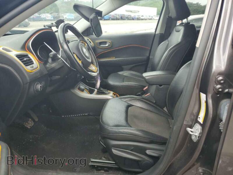 2020 Jeep COMPASS (VIN 3C4NJDBB4LT167641) — photo 7 of 13