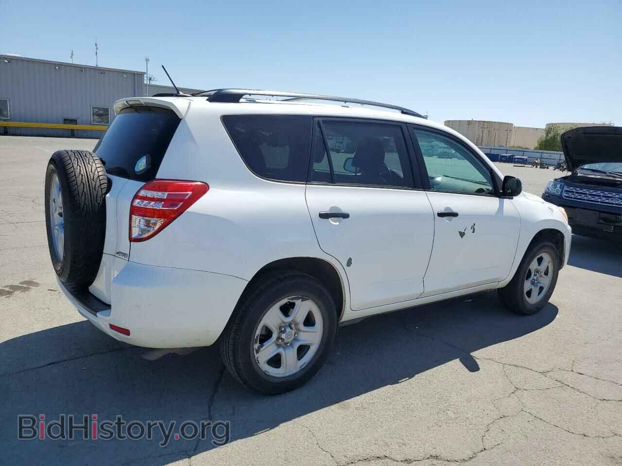 2011 TOYOTA RAV4 - VIN: 2T3BF4DV6BW151735 - Фото 3