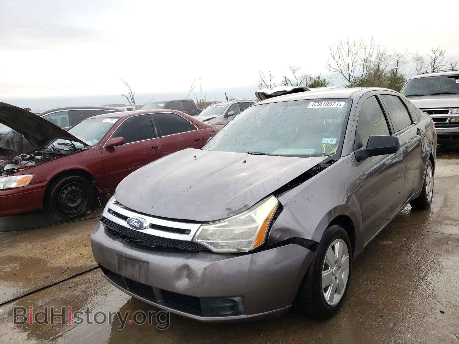 2011 FORD FOCUS - VIN: 1FAHP3EN6BW178957 - Фото 2