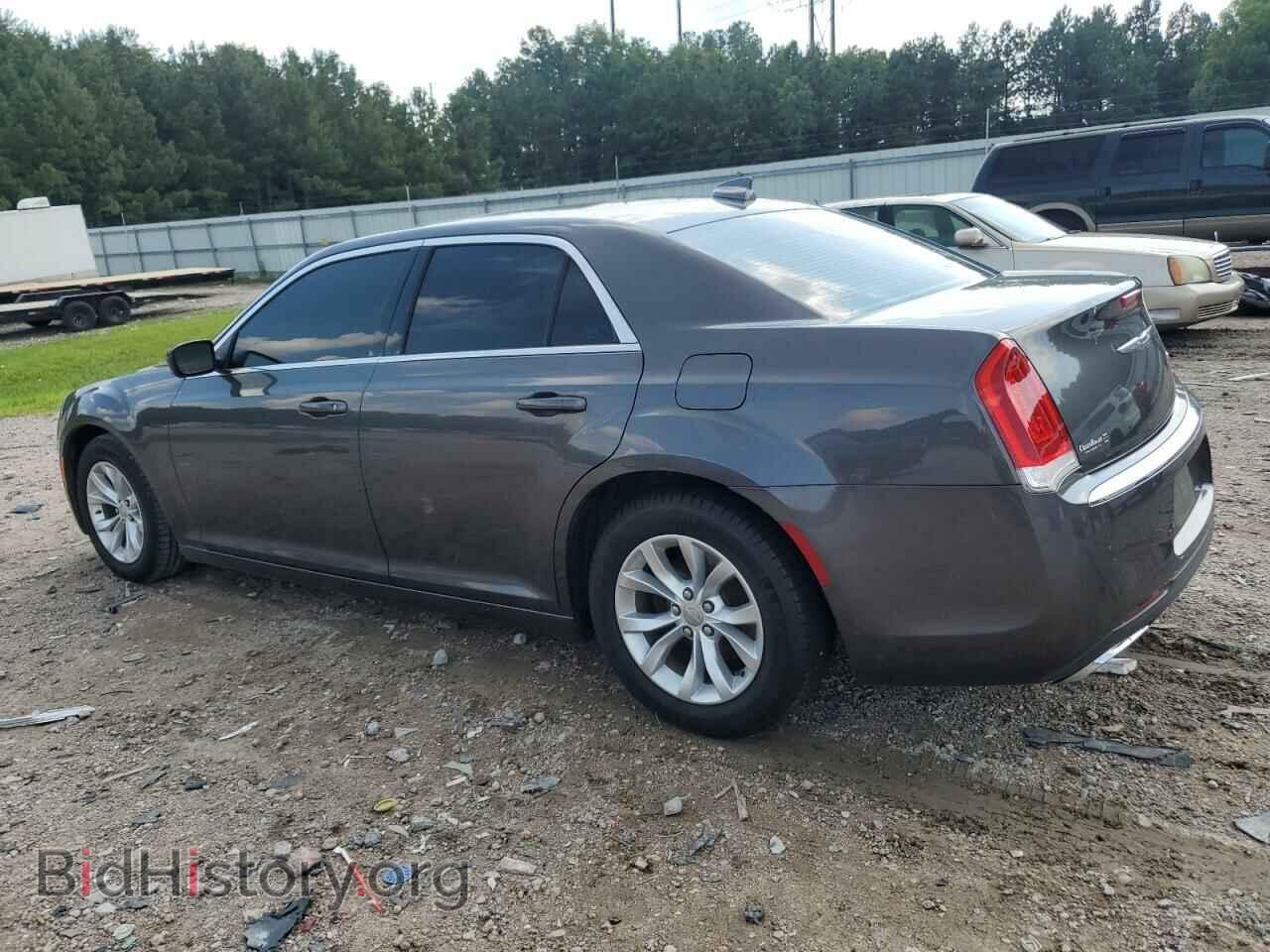 2016 CHRYSLER 300 - VIN: 2C3CCAAG6GH117923 - Фото 2
