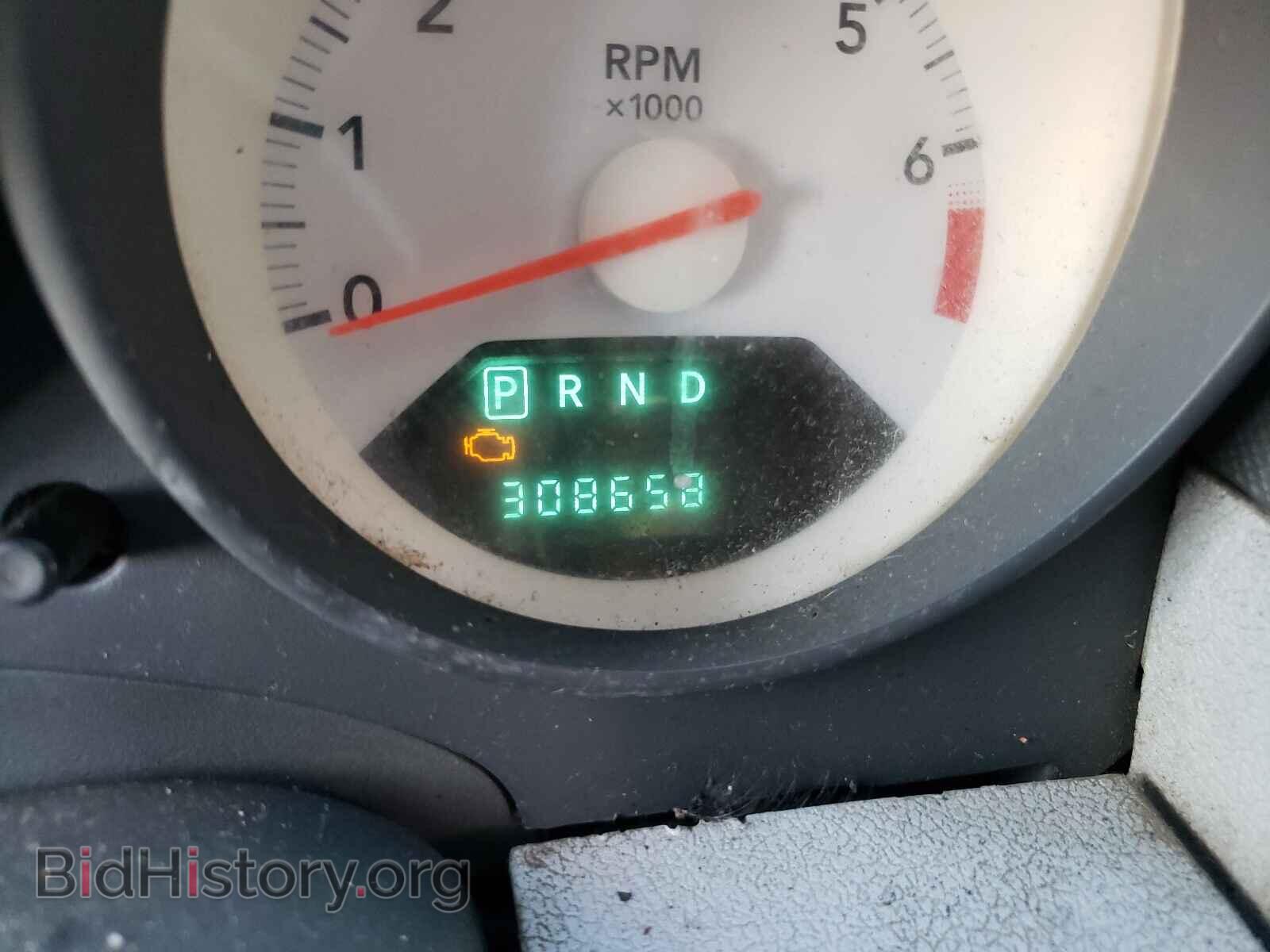 2007 DODGE CALIBER - VIN: 1B3JB48B37D502582 - Photo 8