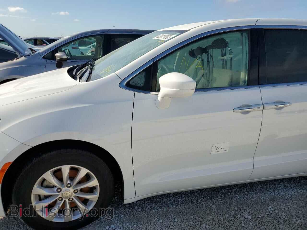 2019 CHRYSLER PACIFICA - VIN: 2C4RC1FG5KR576748 - Фото 9