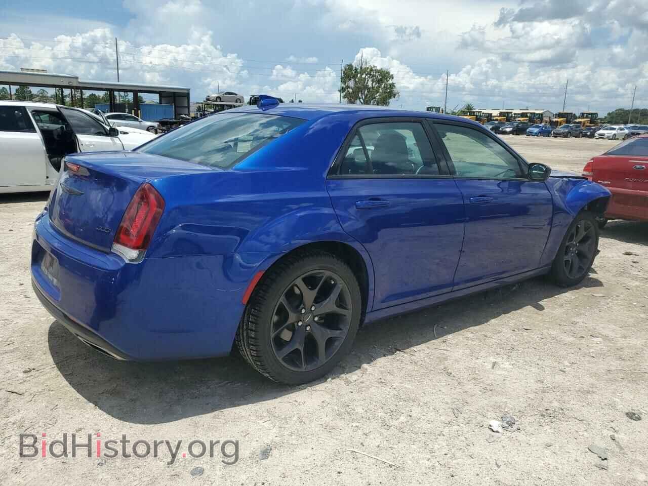 2020 CHRYSLER 300 - VIN: 2C3CCAAG9LH172084 - Фото 3