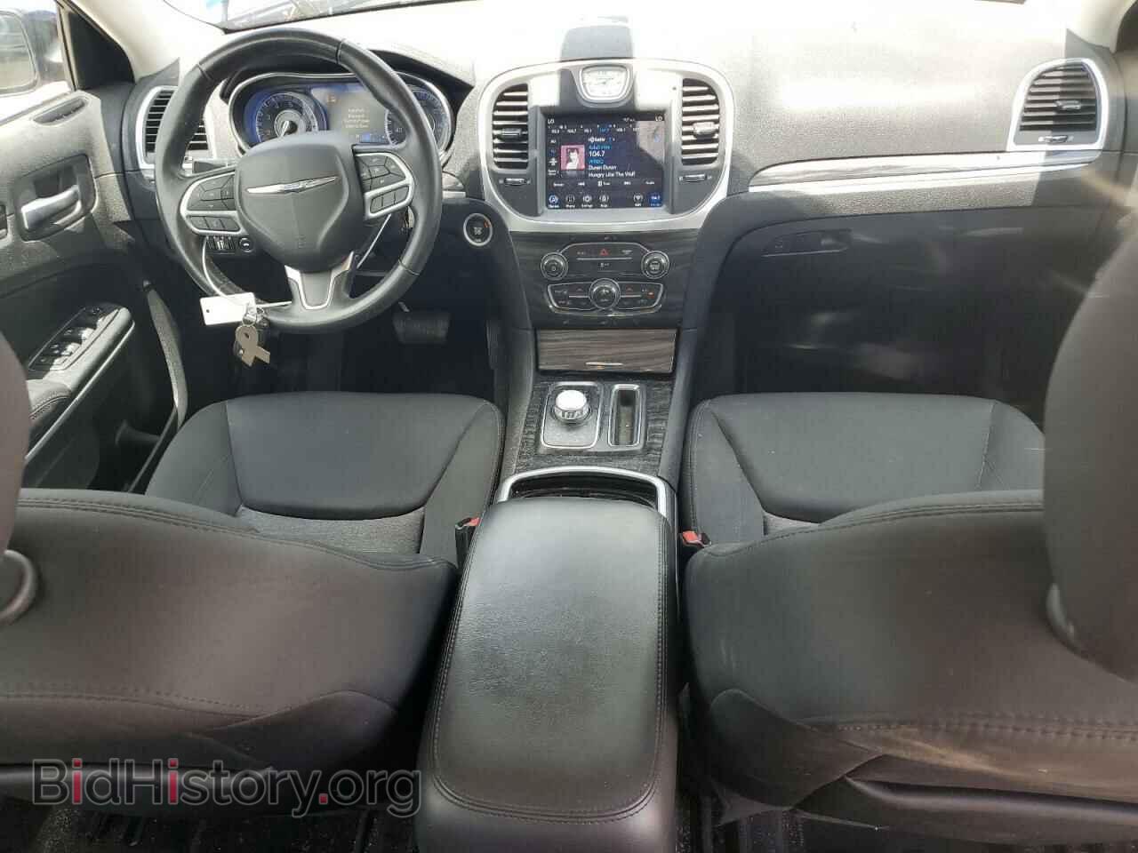 2020 CHRYSLER 300 - VIN: 2C3CCAAG9LH172084 - Фото 8