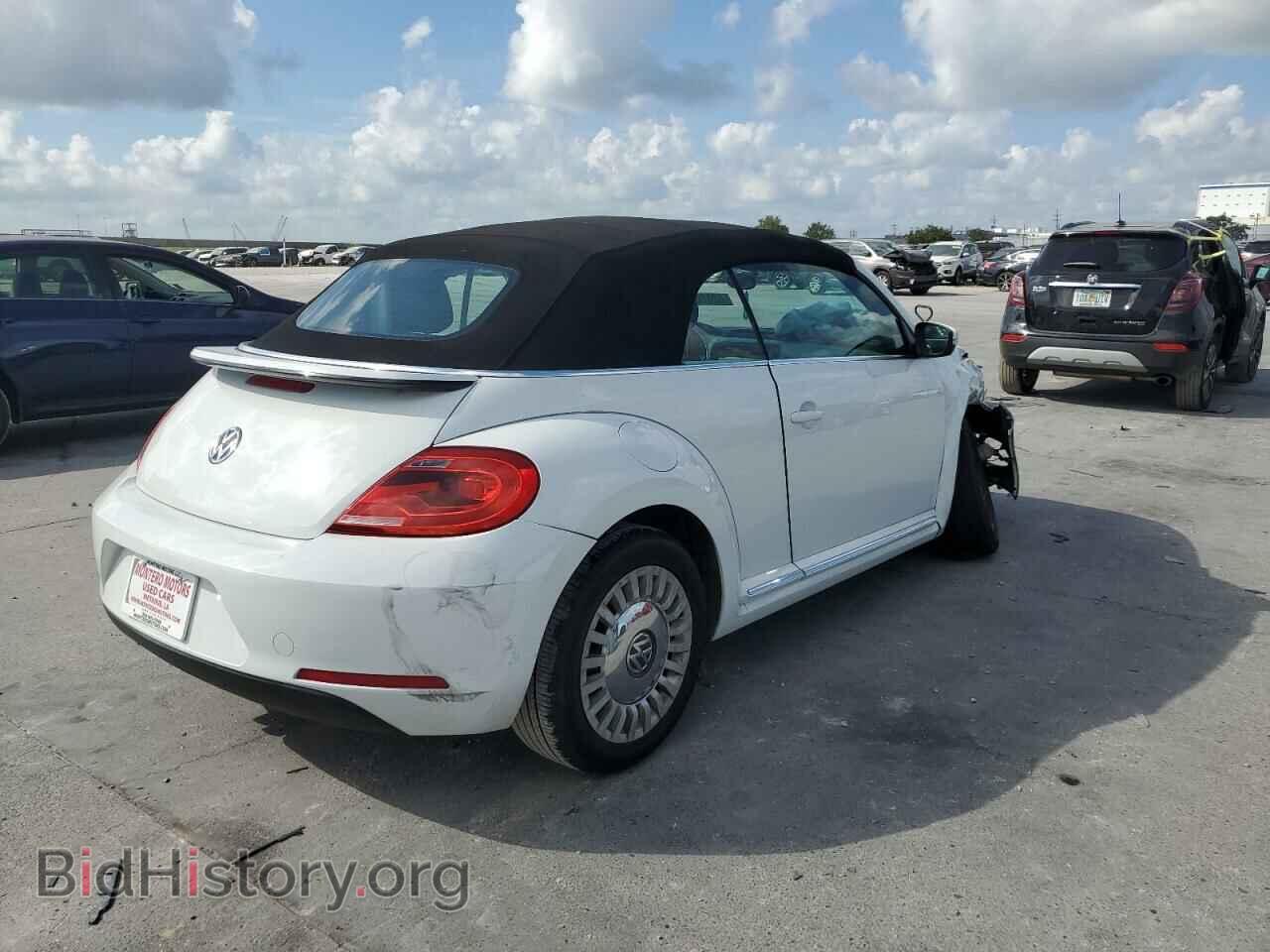 2014 VOLKSWAGEN BEETLE - VIN: 3VW517AT1EM822618 - Фото 3