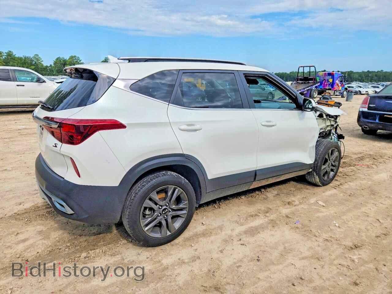 2021 KIA SELTOS - VIN: KNDEUCAA1M7136363 - Фото 3