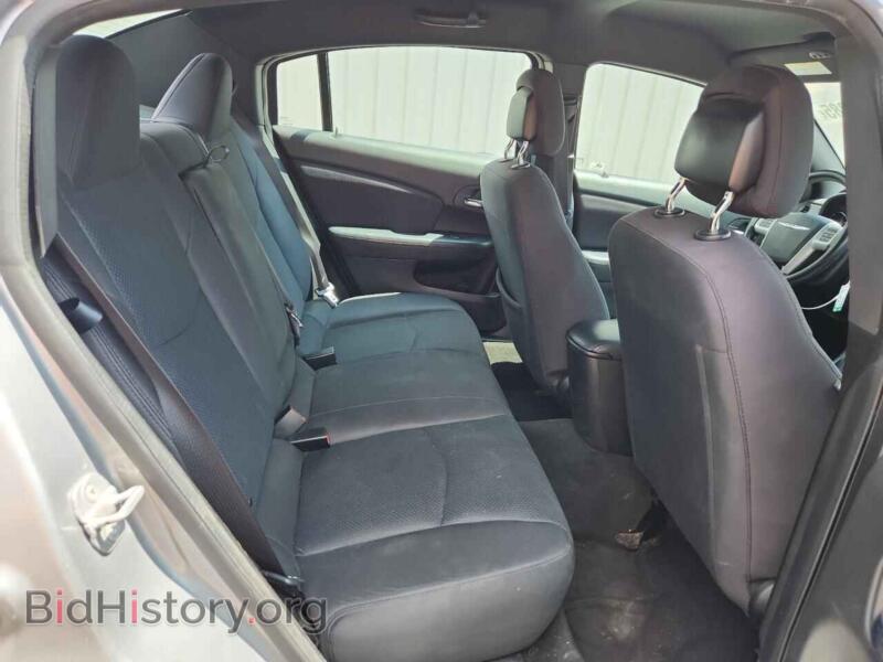 2013 Chrysler 200 (VIN 1C3CCBBG6DN706834) — photo 10 of 14