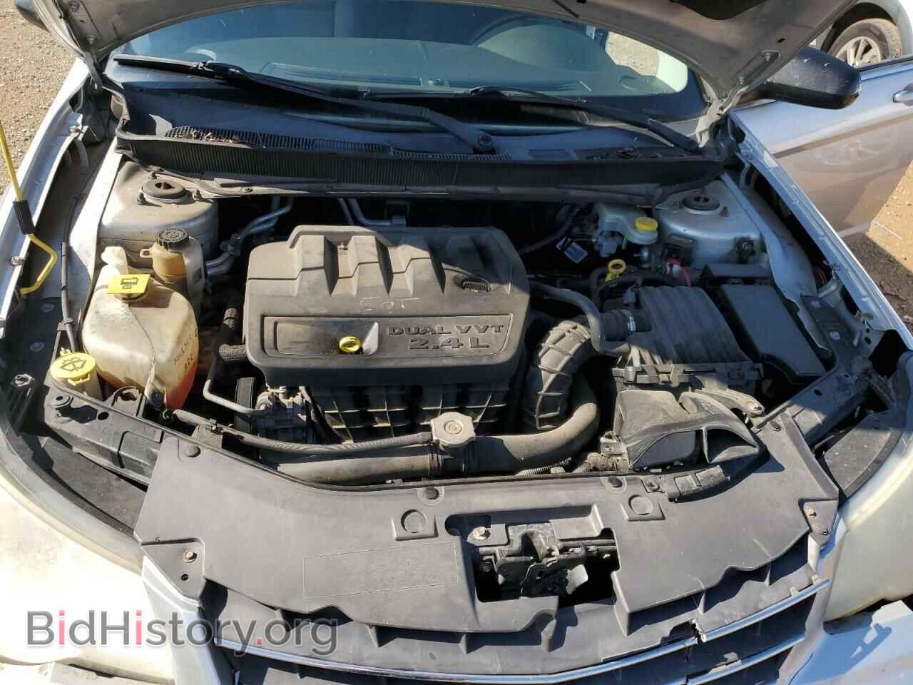 2010 CHRYSLER SEBRING - VIN: 1C3CC4FB3AN226353 - Фото 11