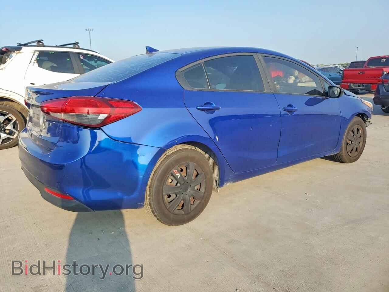 2017 KIA FORTE - VIN: 3KPFK4A75HE025129 - Photo 3