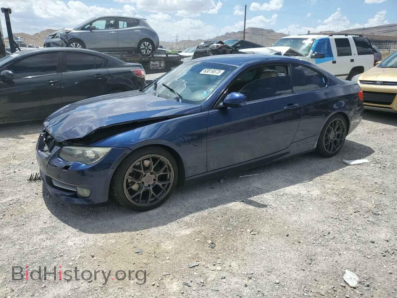 Фотография WBAKE5C51BE572860 - BMW 3 SERIES 2011