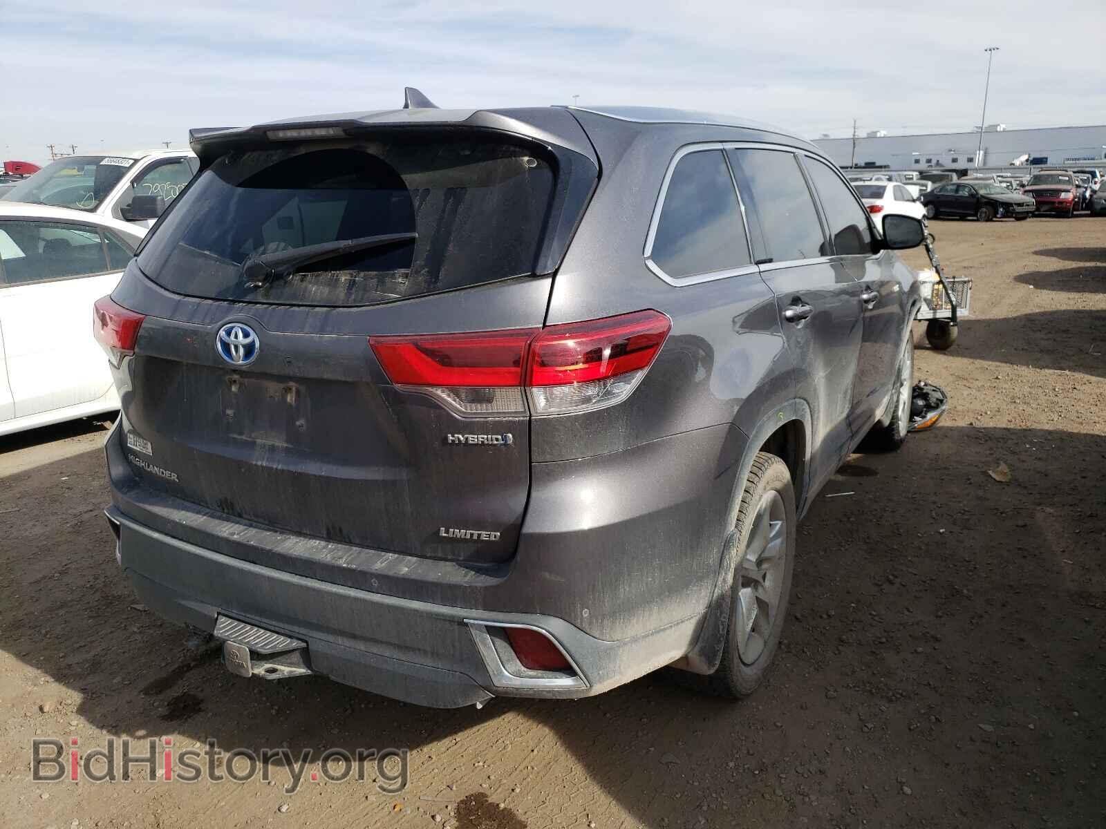 2017 TOYOTA HIGHLANDER - VIN: 5TDDGRFH8HS024408 - Фото 4