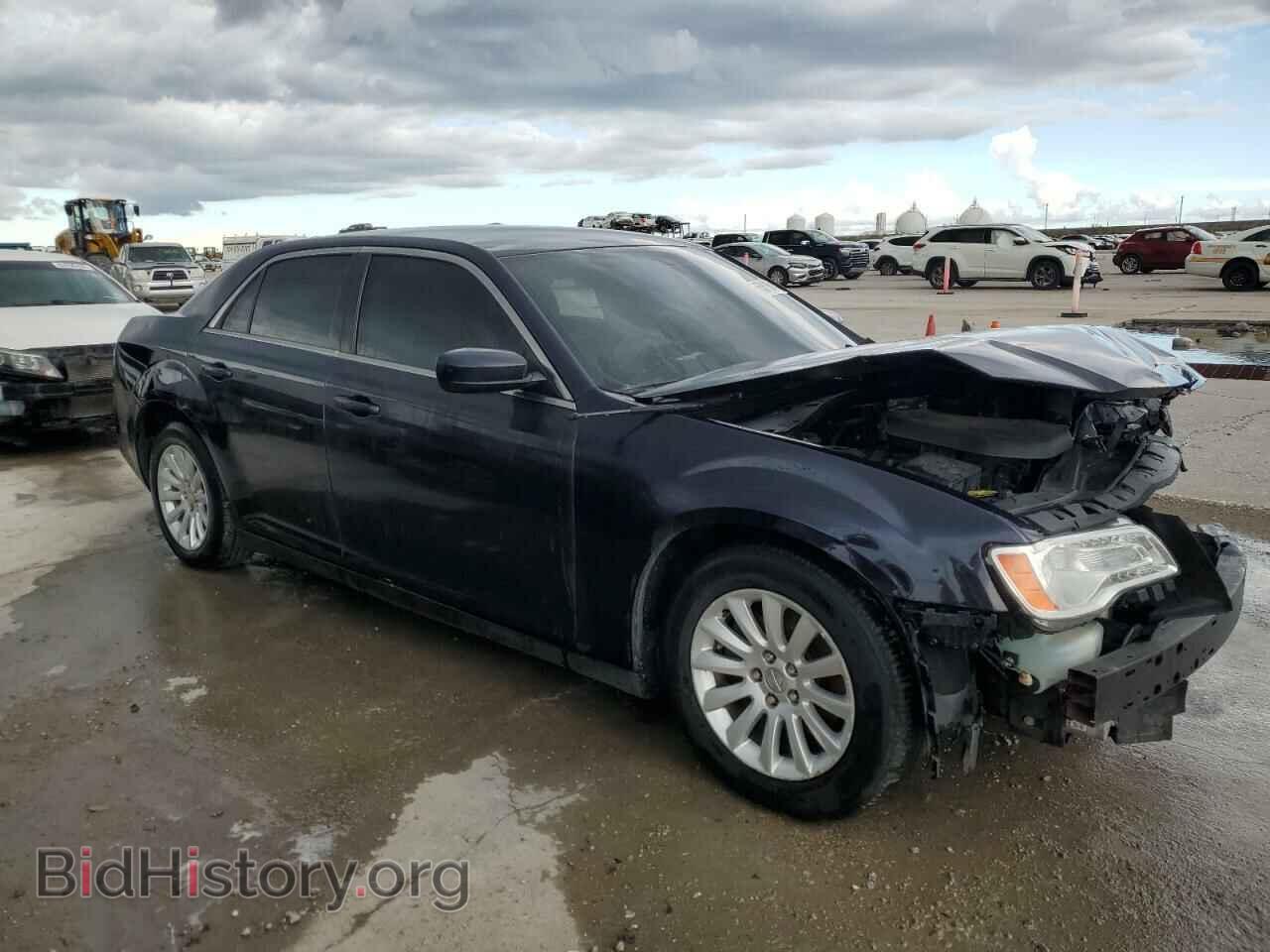 2012 CHRYSLER 300 - VIN: 2C3CCAAG9CH273271 - Фото 4