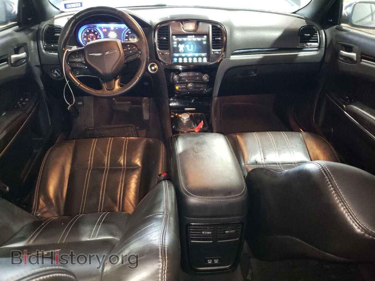 2018 CHRYSLER 300 - VIN: 2C3CCABG1JH214419 - Фото 8