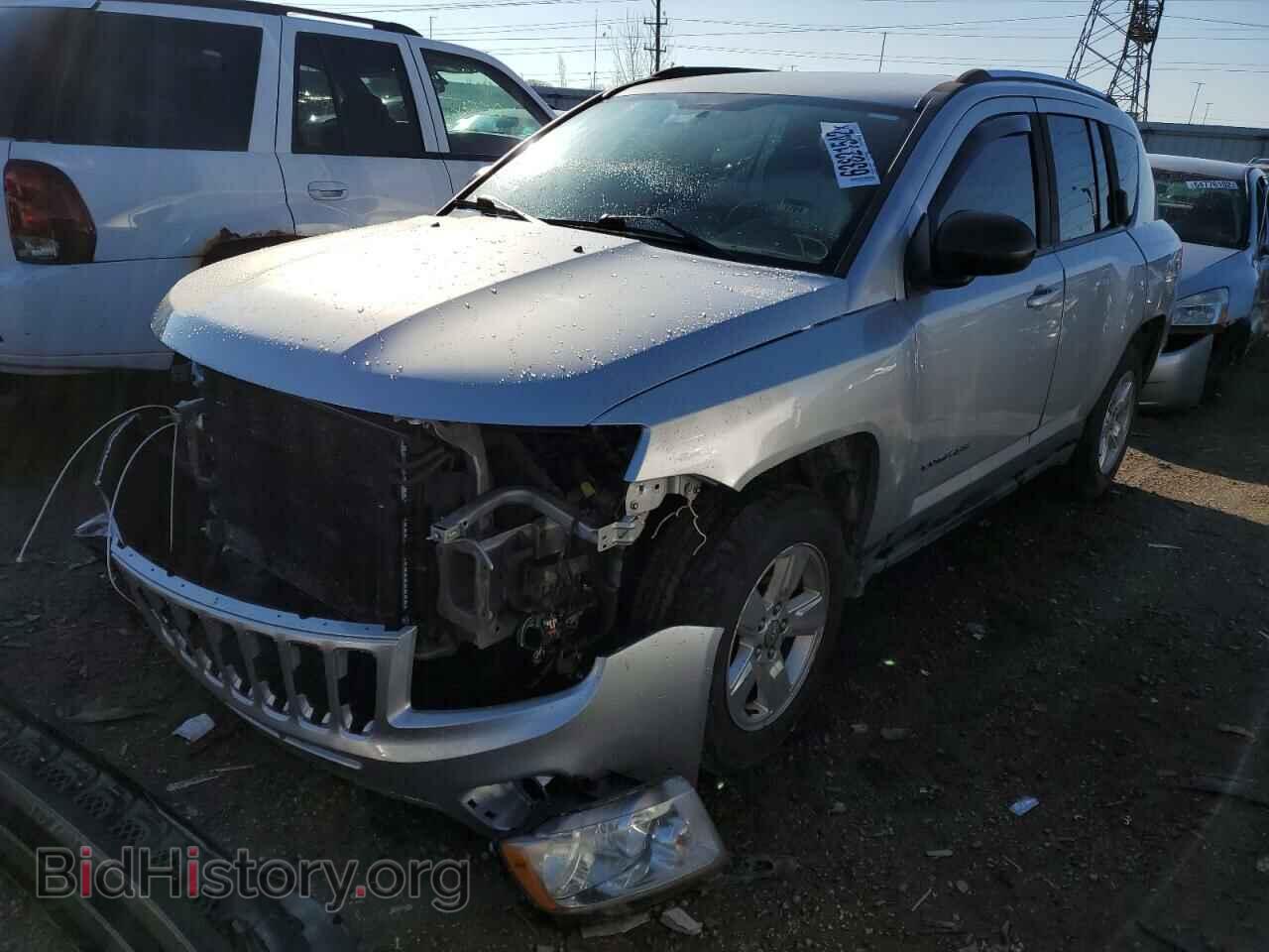 2013 JEEP COMPASS - VIN: 1C4NJCBA5DD166488 - Photo 2