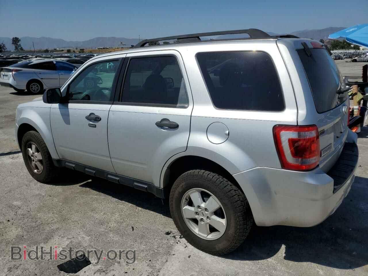 2012 FORD ESCAPE - VIN: 1FMCU0D77CKB82213 - Фото 2