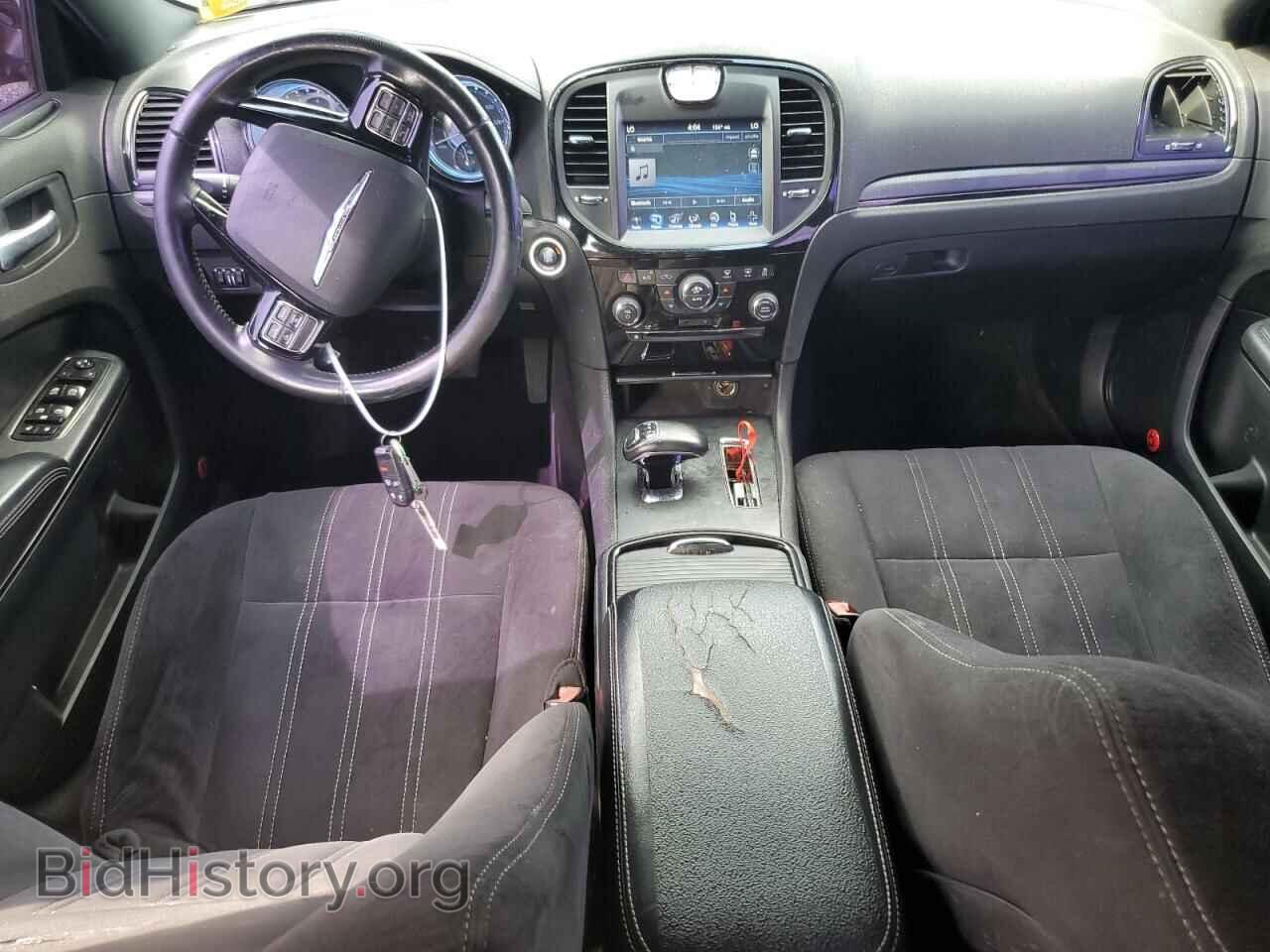 2012 CHRYSLER 300 - VIN: 2C3CCABG8CH198559 - Фото 8