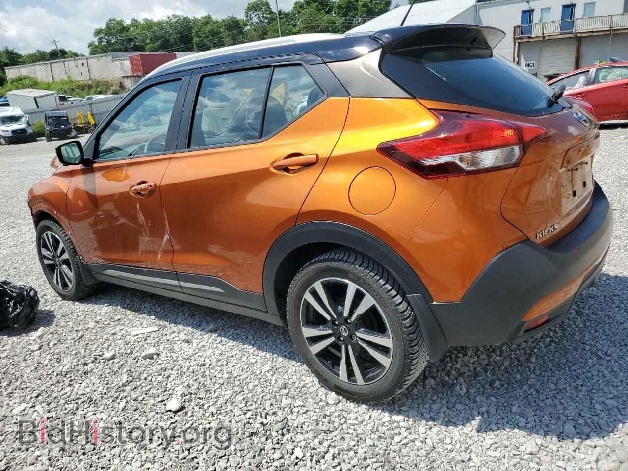 2019 NISSAN KICKS - VIN: 3N1CP5CU3KL568126 - Фото 2