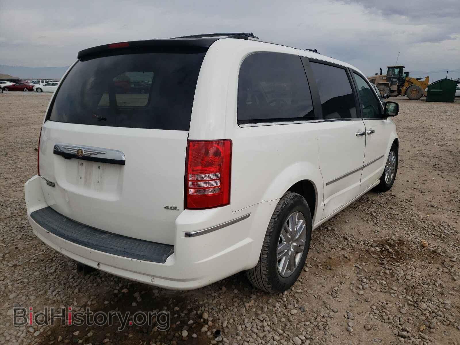 2008 CHRYSLER MINIVAN - VIN: 2A8HR64XX8R100314 - Фото 4