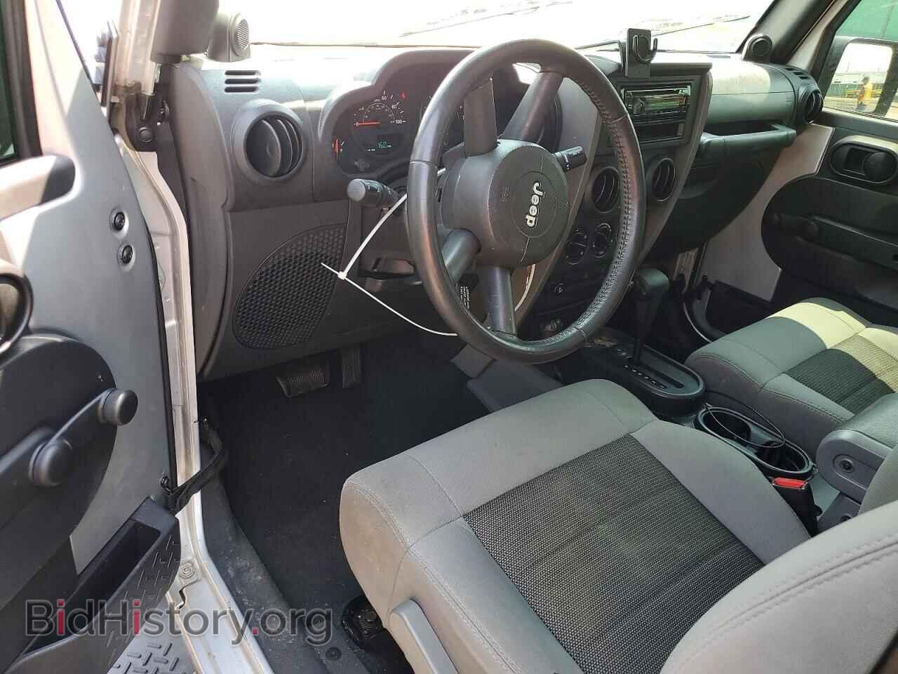 2009 JEEP WRANGLER - VIN: 1J4FA24129L711193 - Photo 8