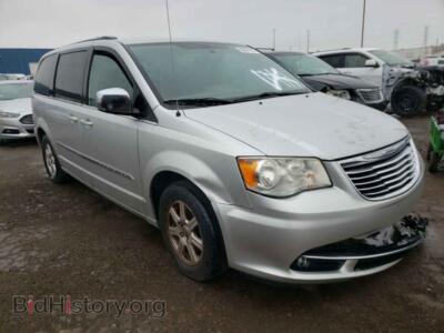 2011 Chrysler MINIVAN Town & COU, silver — VIN 2A4RR8DG9BR796530, Copart