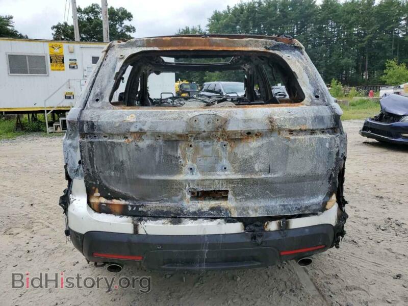 2011 Ford EXPLORER (VIN 1FMHK8F89BGA36946) — фото 6 из 13