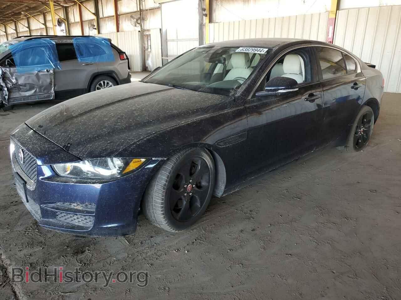 Photo SAJAR4BG5HA974477 - JAGUAR XE 2017