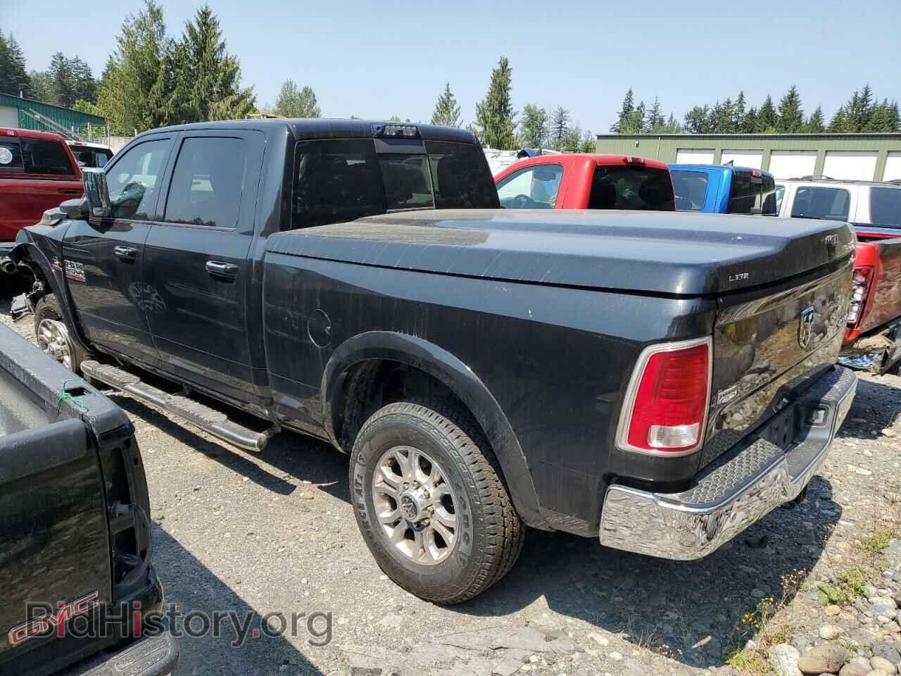2018 RAM 3500 - VIN: 3C63R3EL9JG345975 - Фото 2