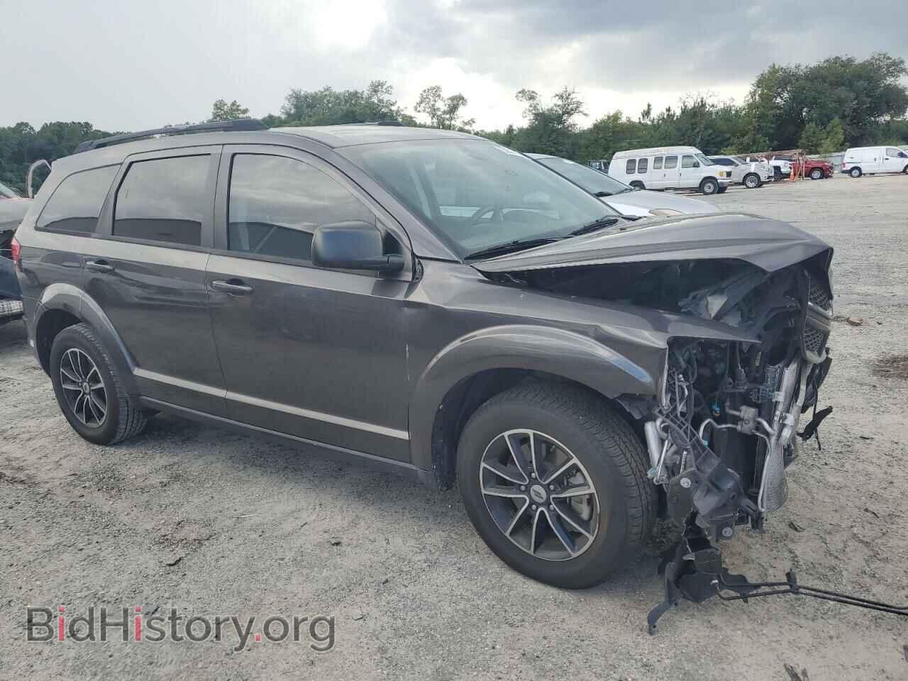2018 DODGE JOURNEY - VIN: 3C4PDCAB3JT447575 - Фото 4