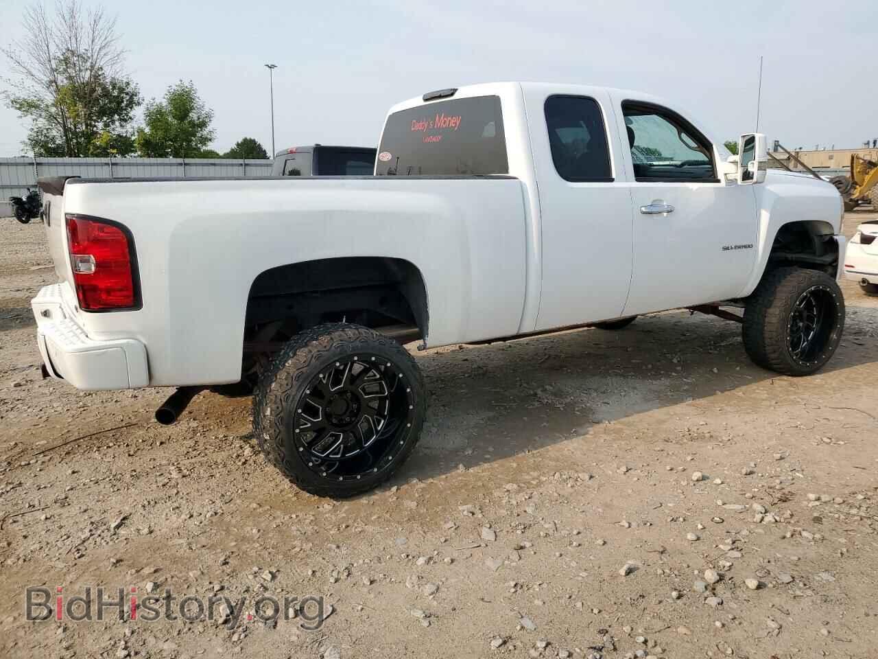 2011 CHEVROLET ALL Models - VIN: 1GCRKSE37BZ296861 - Фото 3
