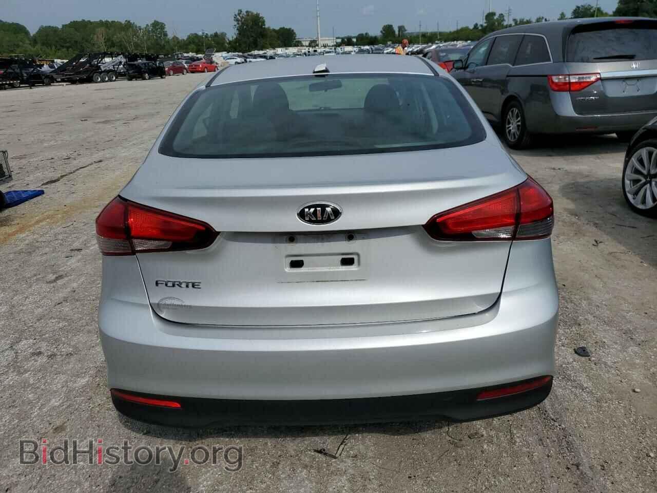 2017 KIA FORTE - VIN: 3KPFK4A7XHE088968 - Фото 6