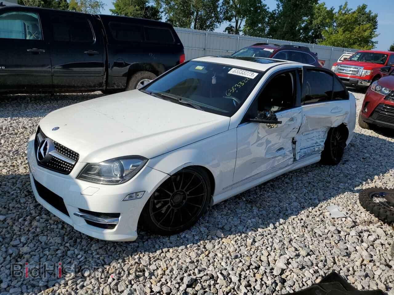 Фотография WDDGF8AB2DA815172 - MERCEDES-BENZ C-CLASS 2013