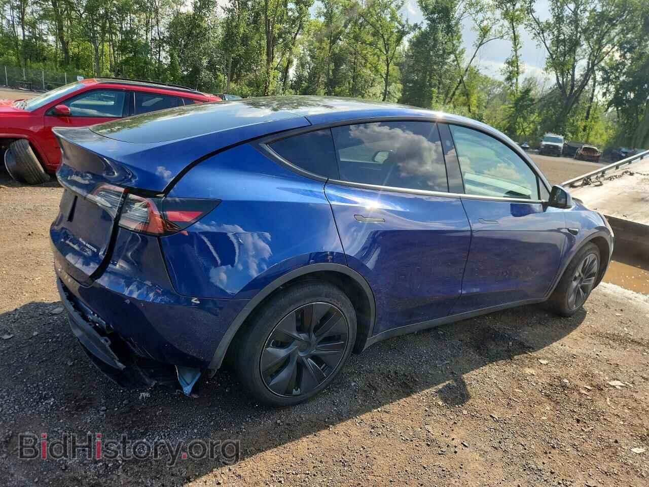 2025 TESLA MODEL Y - VIN: 7SAYGAEE0SF260642 - Photo 3
