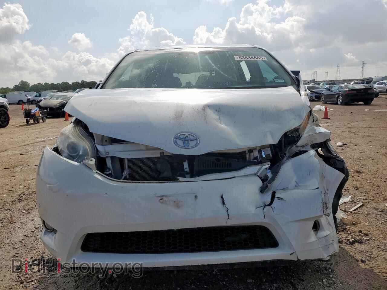 2013 TOYOTA All Models - VIN: 5TDYK3DC8DS345377 - Фото 5