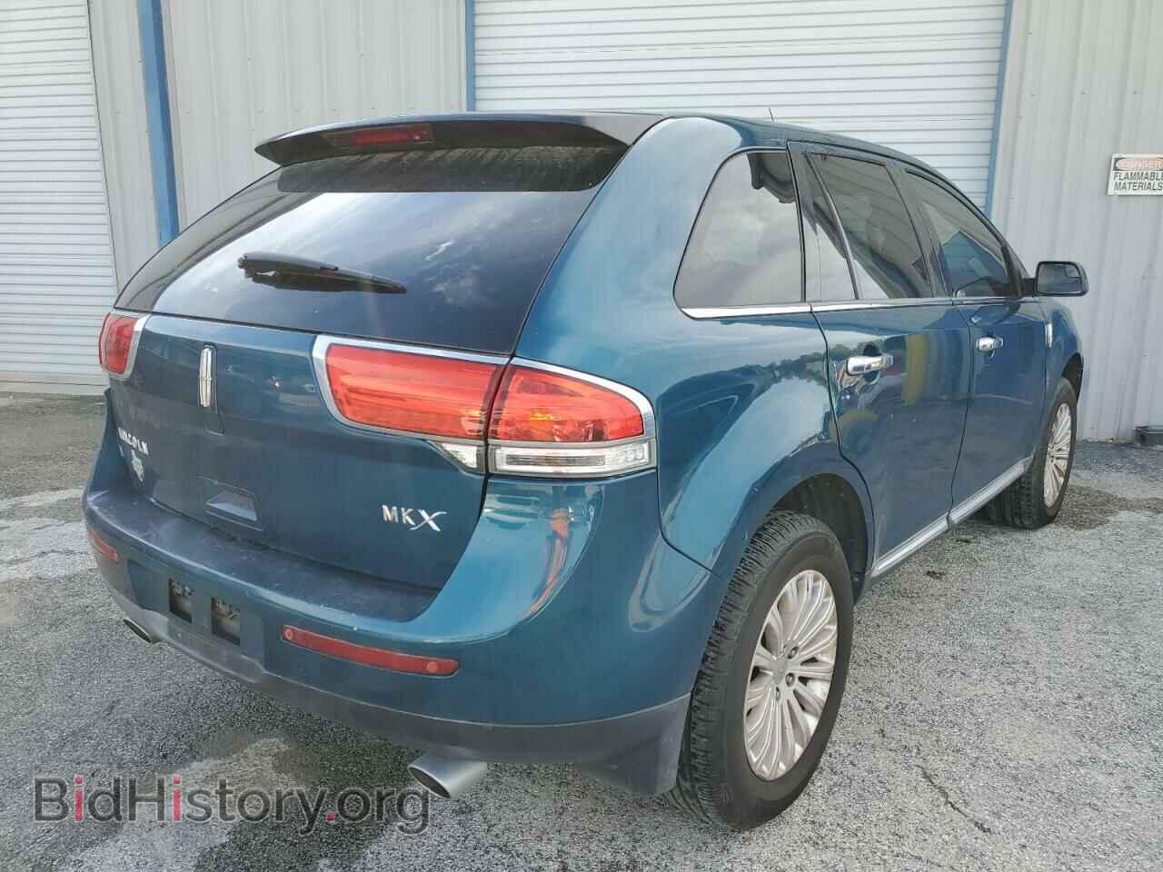 2011 LINCOLN MKX - VIN: 2LMDJ6JK3BBJ19079 - Photo 4