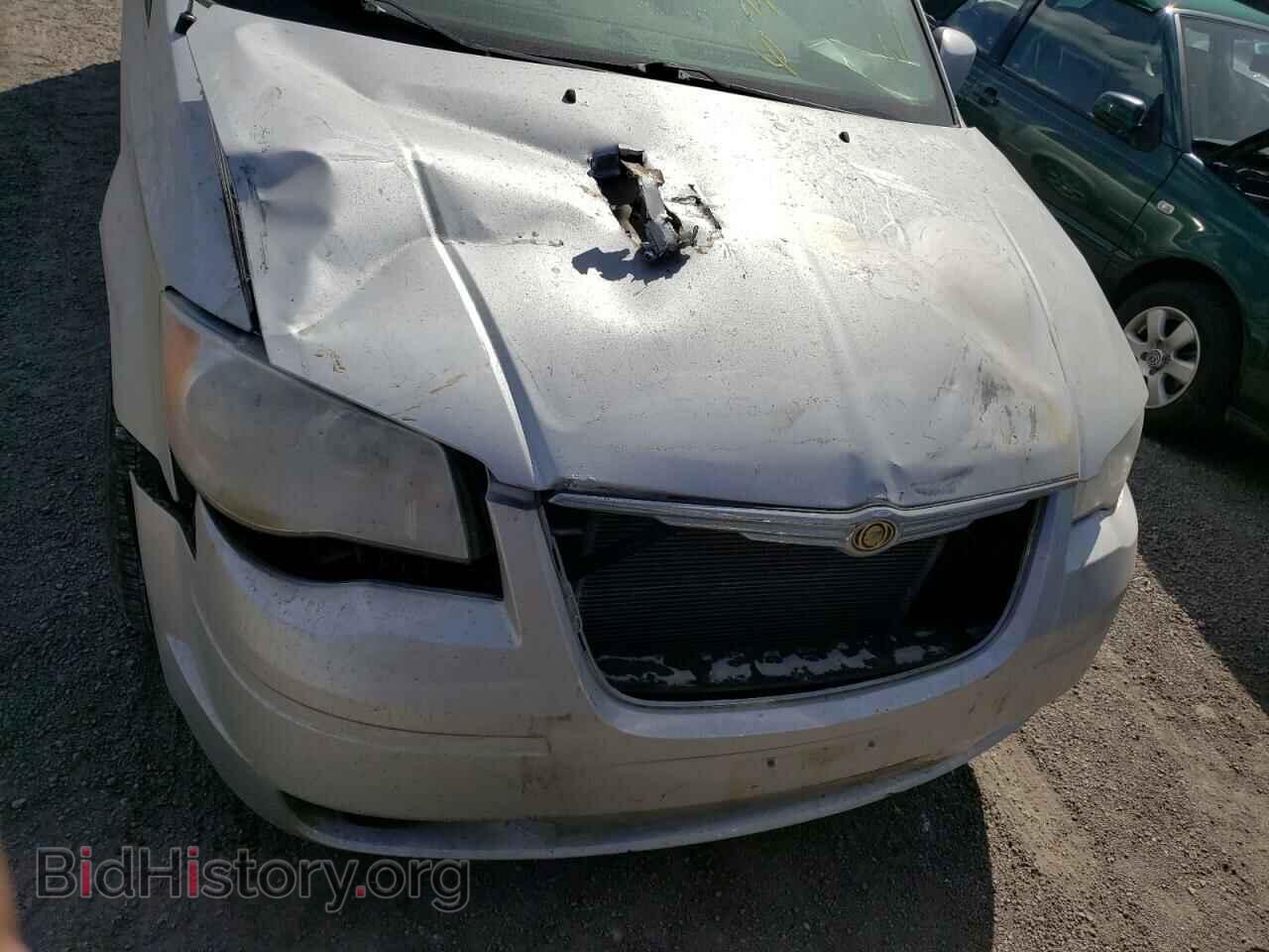 2009 CHRYSLER MINIVAN - VIN: 2A8HR54119R609117 - Фото 7