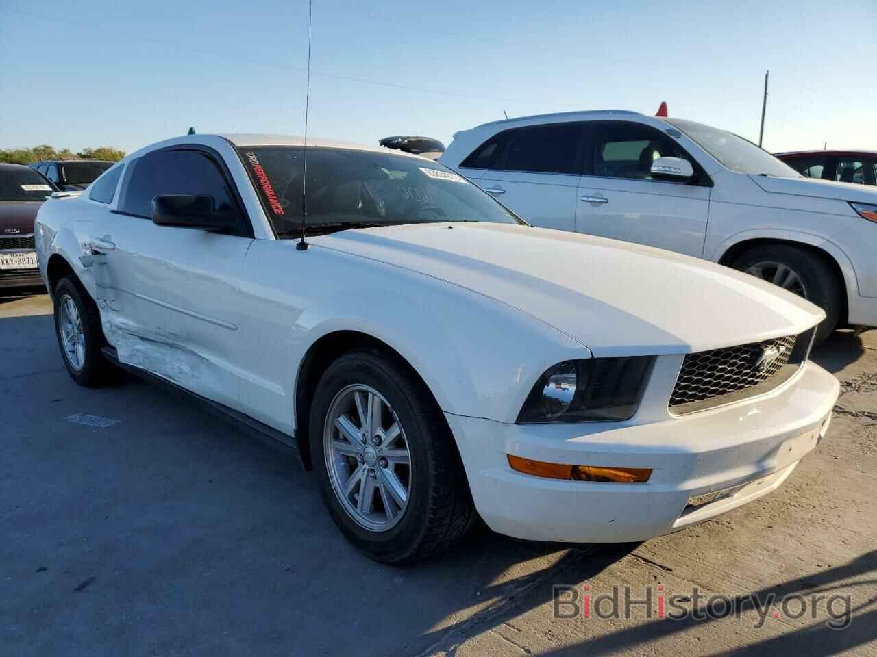 Photo 1ZVHT80N685137346 - FORD MUSTANG 2008