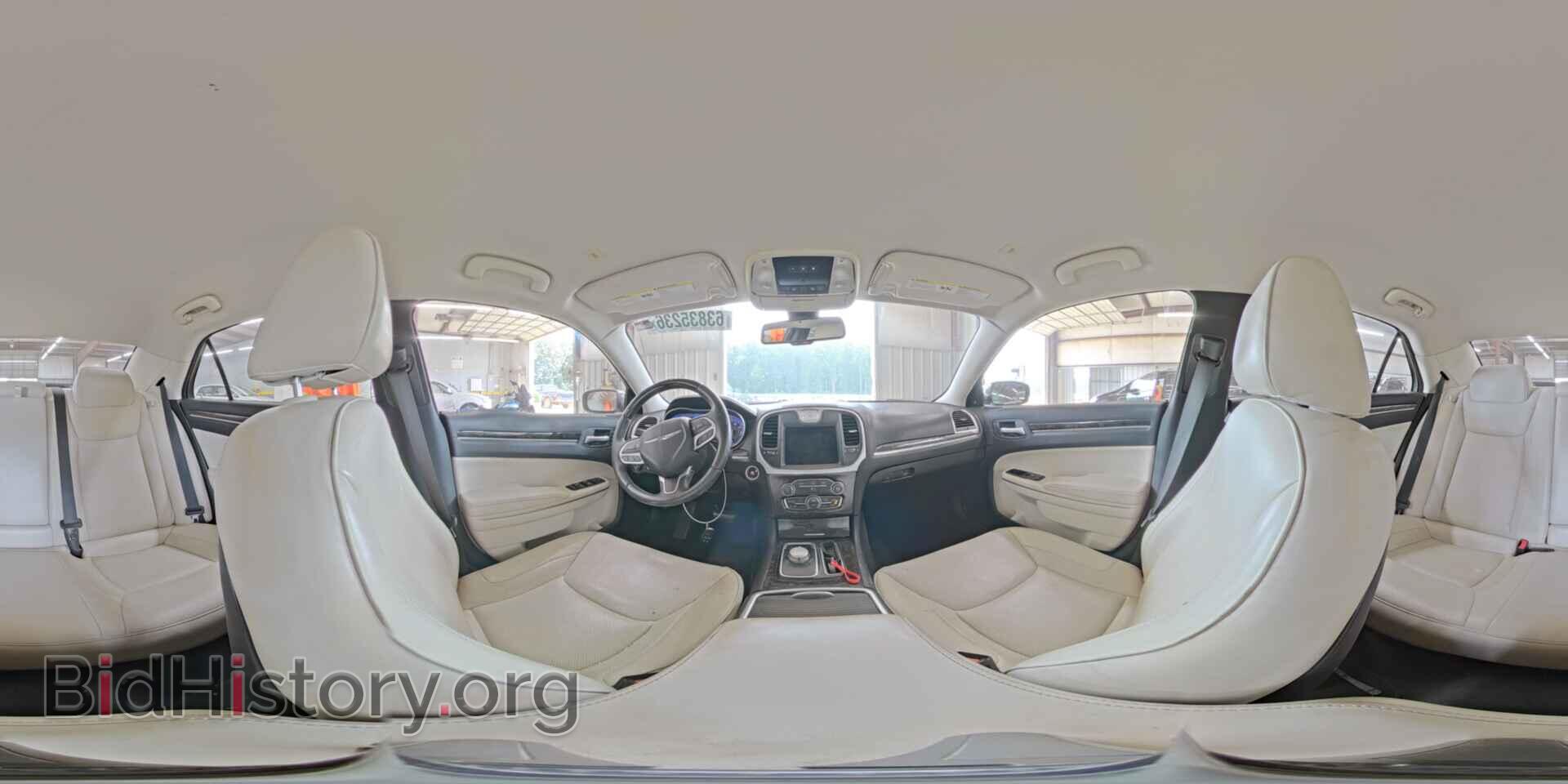 2019 CHRYSLER 300 - VIN: 2C3CCAEG9KH528607 - Фото 14