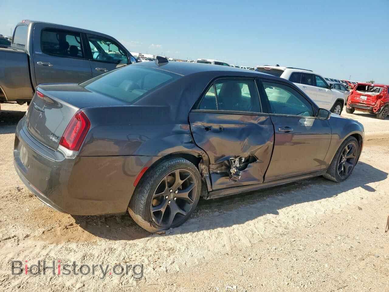 2021 CHRYSLER 300 - VIN: 2C3CCAAG2MH680057 - Фото 3