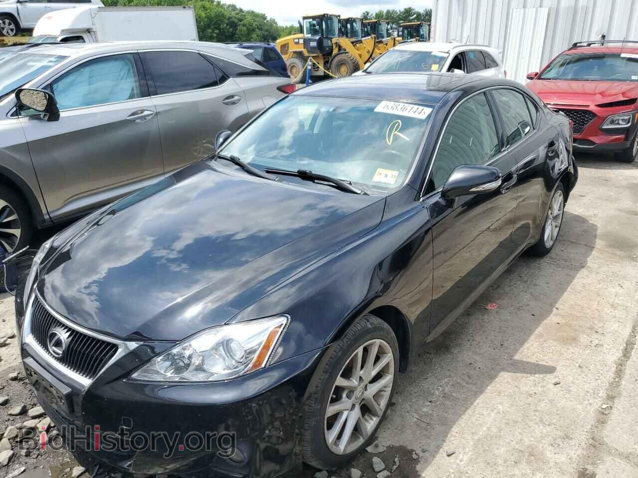 Photo JTHCF5C22B5048951 - LEXUS IS 2011