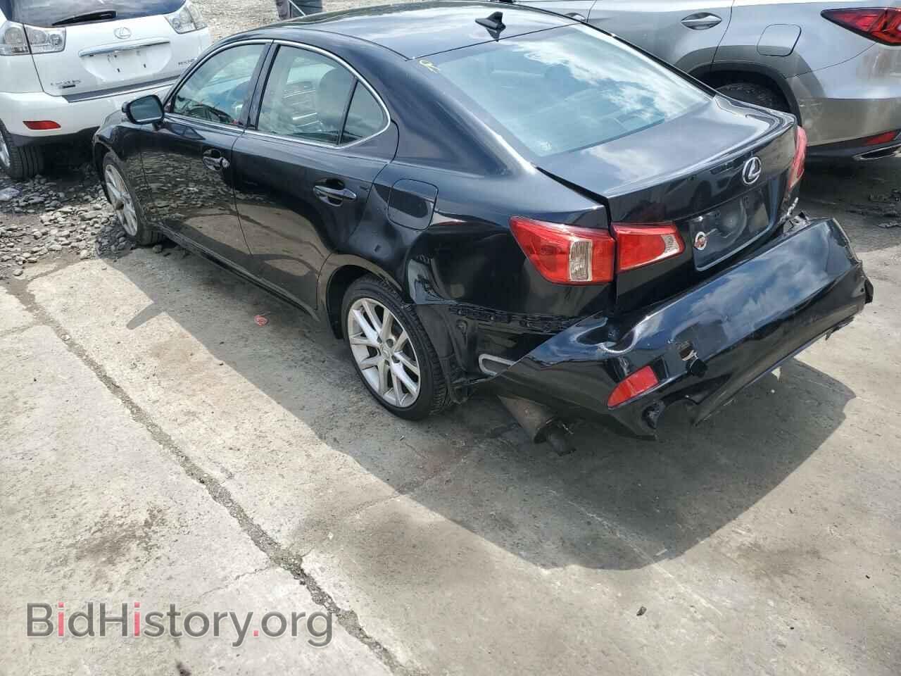 2011 LEXUS IS - VIN: JTHCF5C22B5048951 - Photo 2