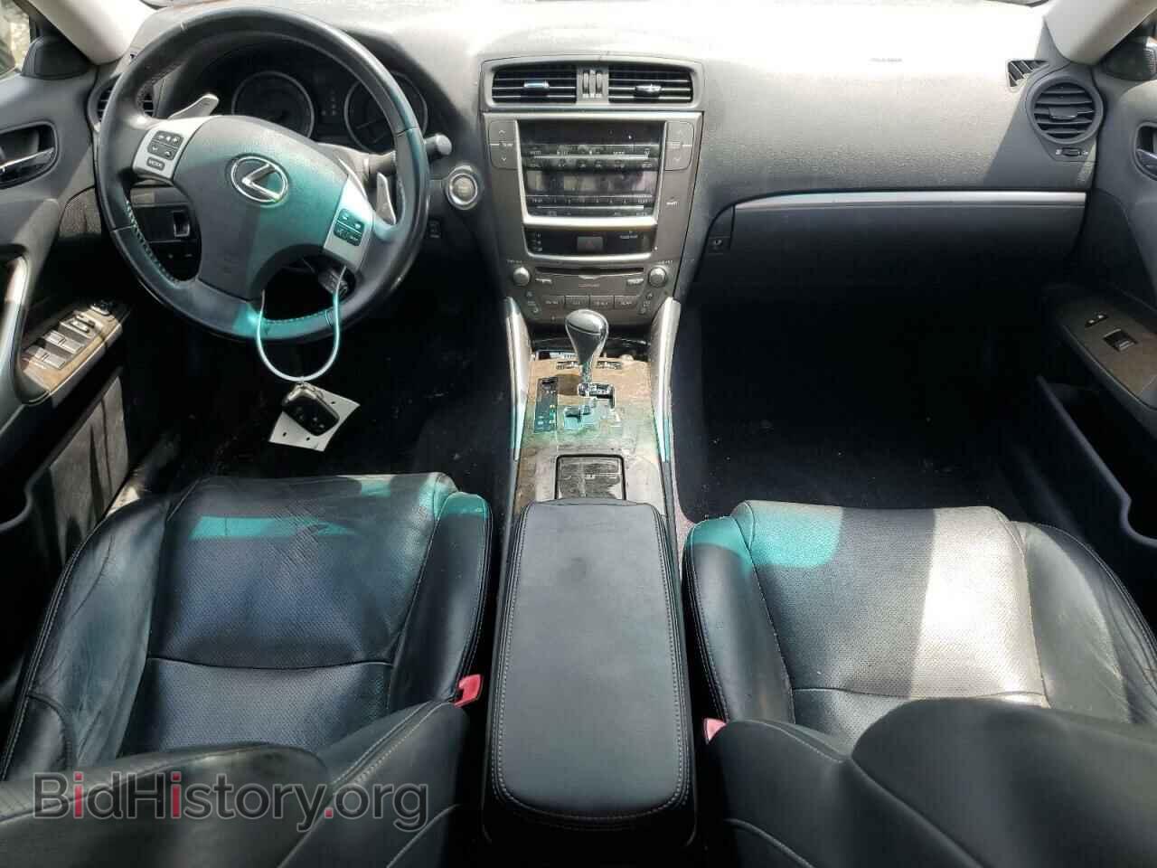 2011 LEXUS IS - VIN: JTHCF5C22B5048951 - Photo 8