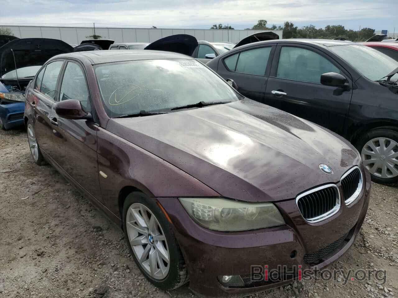 Photo WBAPH775X9NM46901 - BMW 3 SERIES 2009