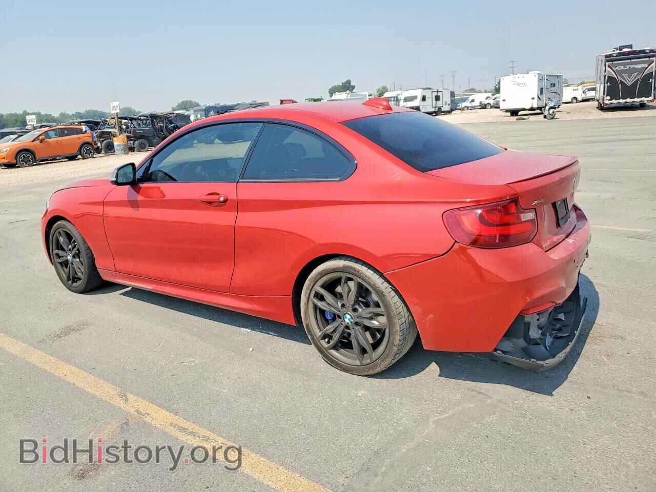 2016 BMW M2 - VIN: WBA1J9C55GV696412 - Photo 2