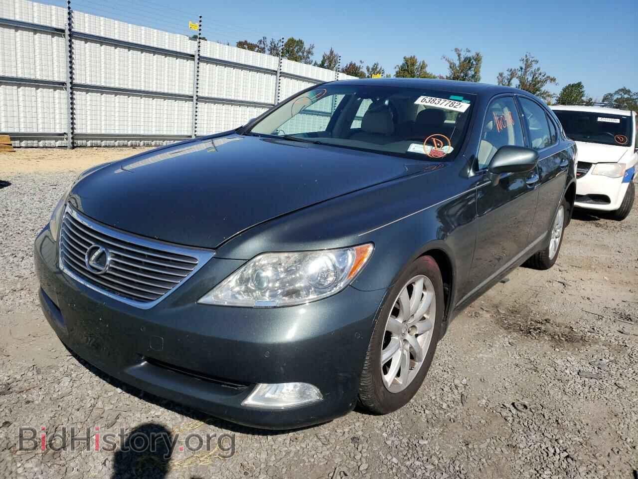 2009 LEXUS LS460 - VIN: JTHCL46F295001754 - Photo 2