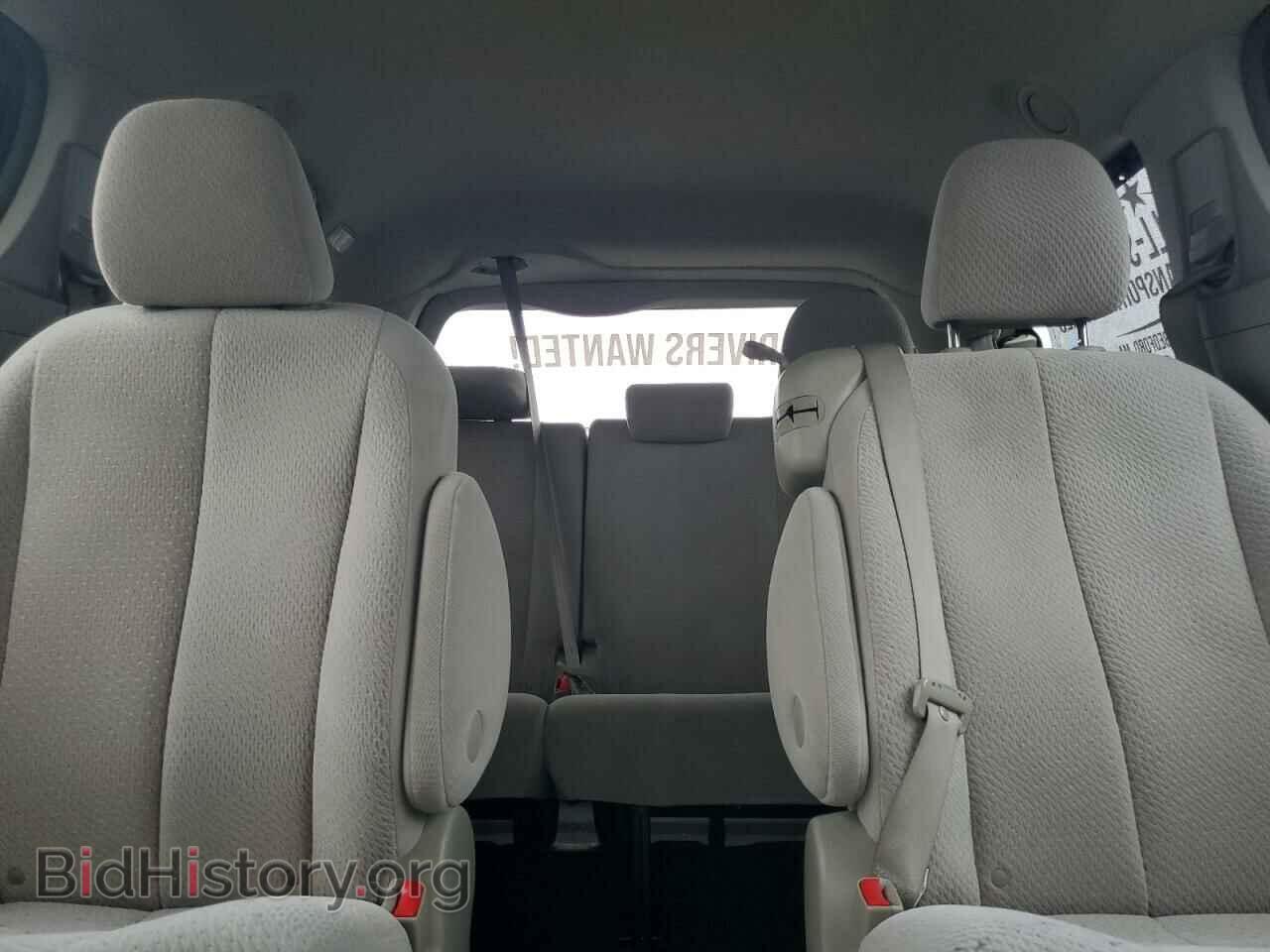 2011 TOYOTA All Models - VIN: 5TDKK3DC0BS016708 - Photo 10