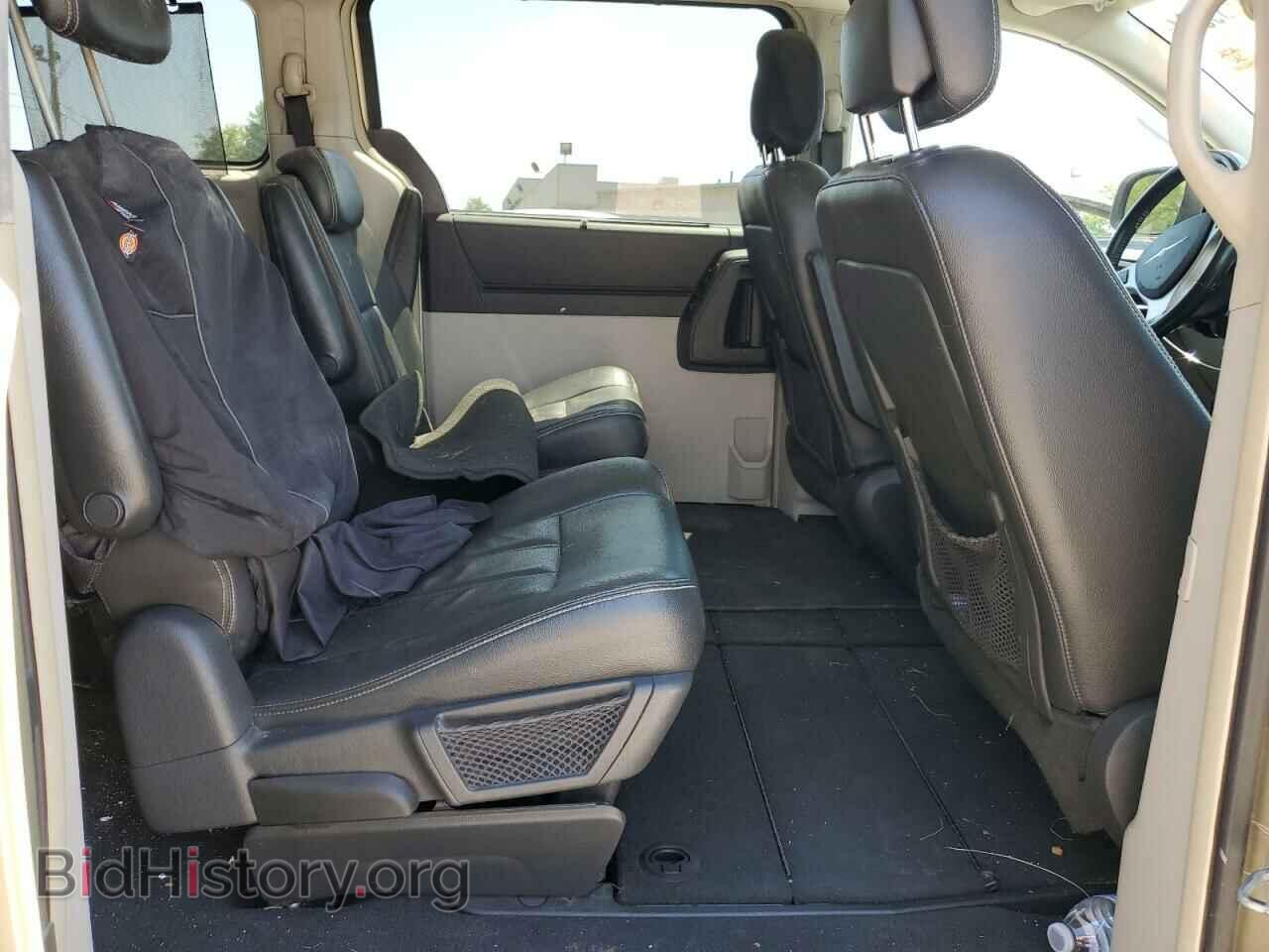 2010 CHRYSLER MINIVAN - VIN: 2A4RR8DX2AR376493 - Photo 11