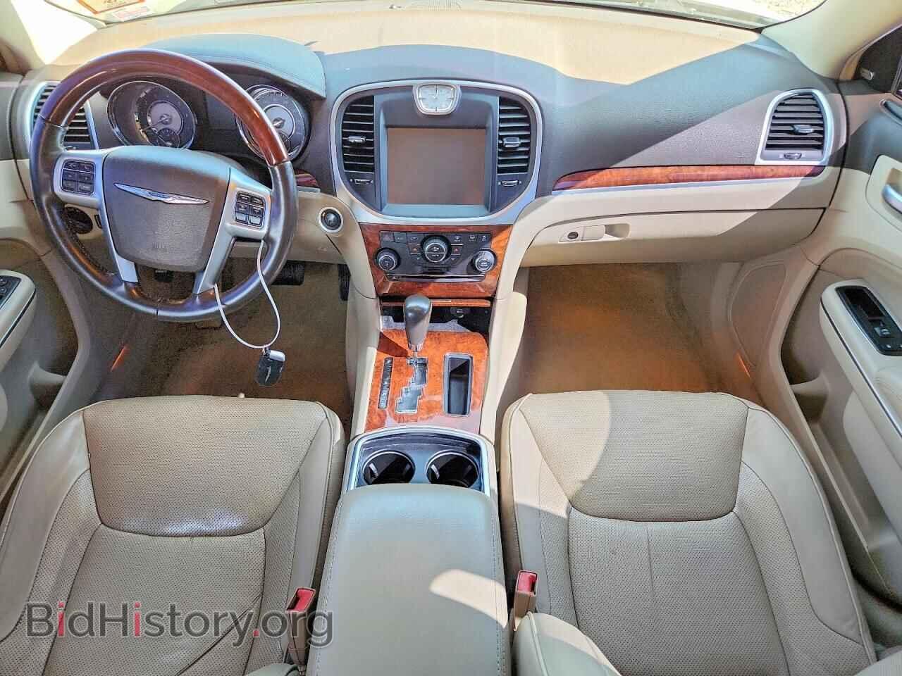 2011 CHRYSLER 300 - VIN: 2C3CA6CTXBH580959 - Photo 8